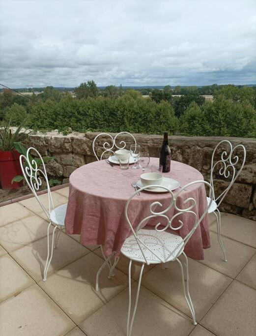 Gite Des Perreyeurs - Maison Troglodyte Avec Vue Sur Loire Montsoreau Exterior foto